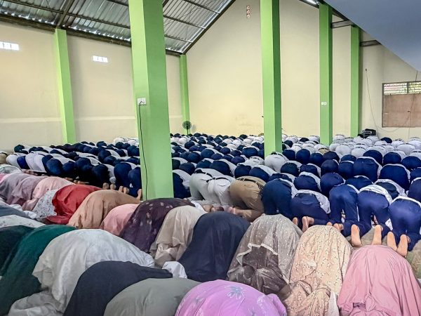 Dulu Sempit dan Terbagi Tembok, Kini Lapang Tanpa Sekat! Musholla Ar Riyadhoh SMP N 3 Gamping Berubah Total Berkat Dana Sekretariat Presiden