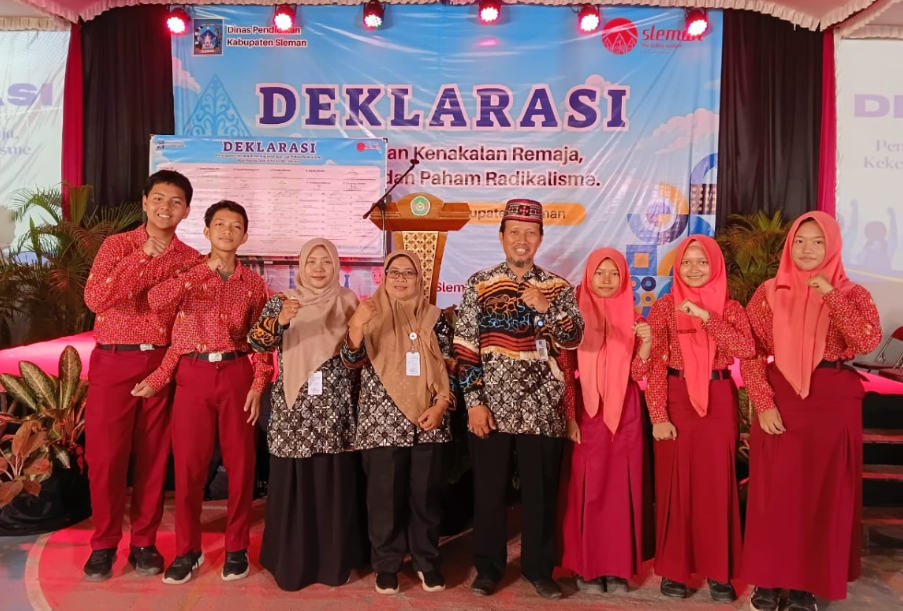 SMP Negeri 3 Gamping Deklarasikan Komitmen Anti Kekerasan dan Paham Radikalisme