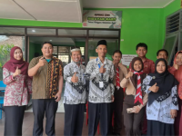 TERINSPIRASI HIDAYAH MART! OSIS SPETAGA STUDI TIRU KOPERASI, SIAP WUJUDKAN KOPERASI SISWA MODERN DAN MANDIRI
